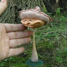 Load image into Gallery viewer, Funny Human Face Mushroom Statue
