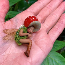 Load image into Gallery viewer, Handicraft Sleeping Baby Mushroom Fairy Ornaments - gardenstarshop
